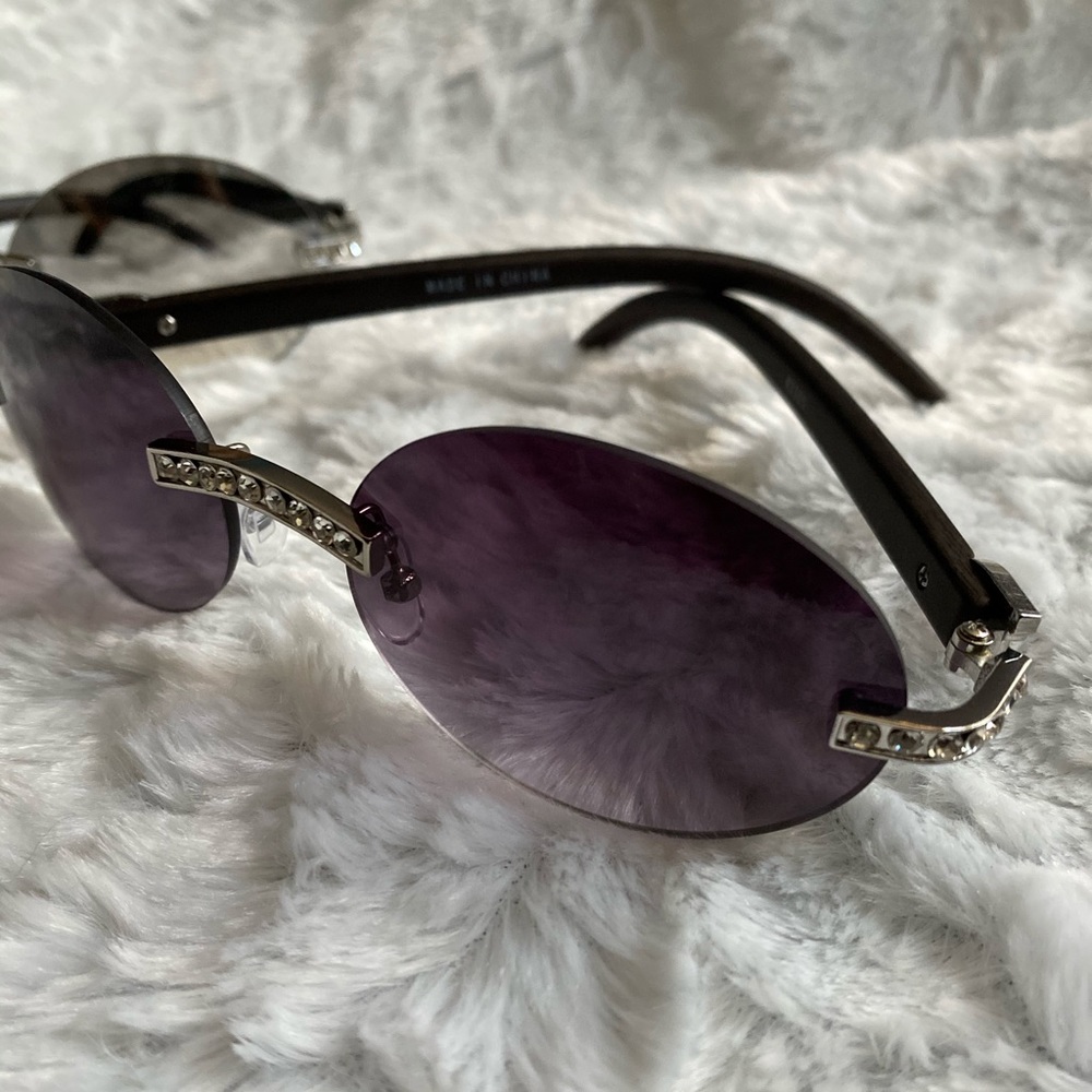 Trendy frames - Picture 2 of 4